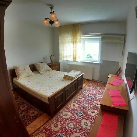 Apartament Tedy2,faleza Nord Apartament 3 Cu La Mare コンスタンツァ