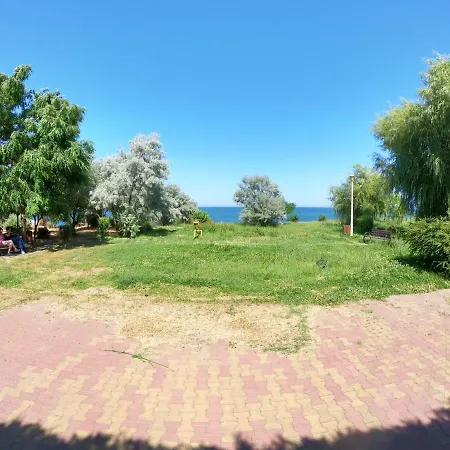 Apartament Tedy2,faleza Nord Apartament 3 Cu La Mare アパート コンスタンツァ