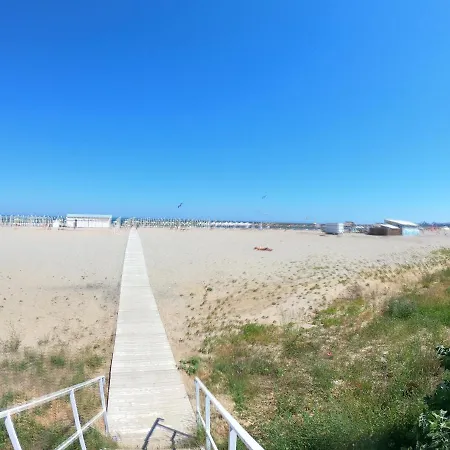 アパート Apartament Tedy2,faleza Nord Apartament 3 Cu La Mare