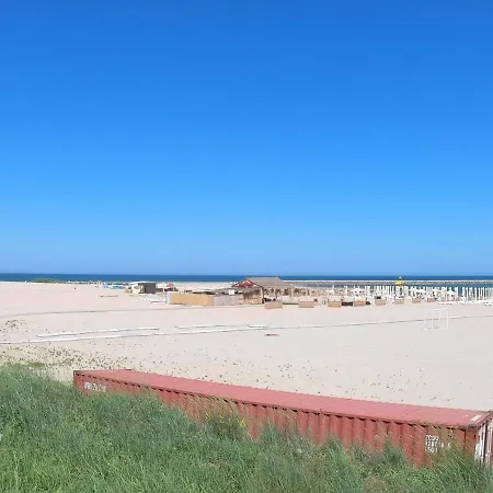 Apartament Tedy2,faleza Nord Apartament 3 Cu La Mare アパート